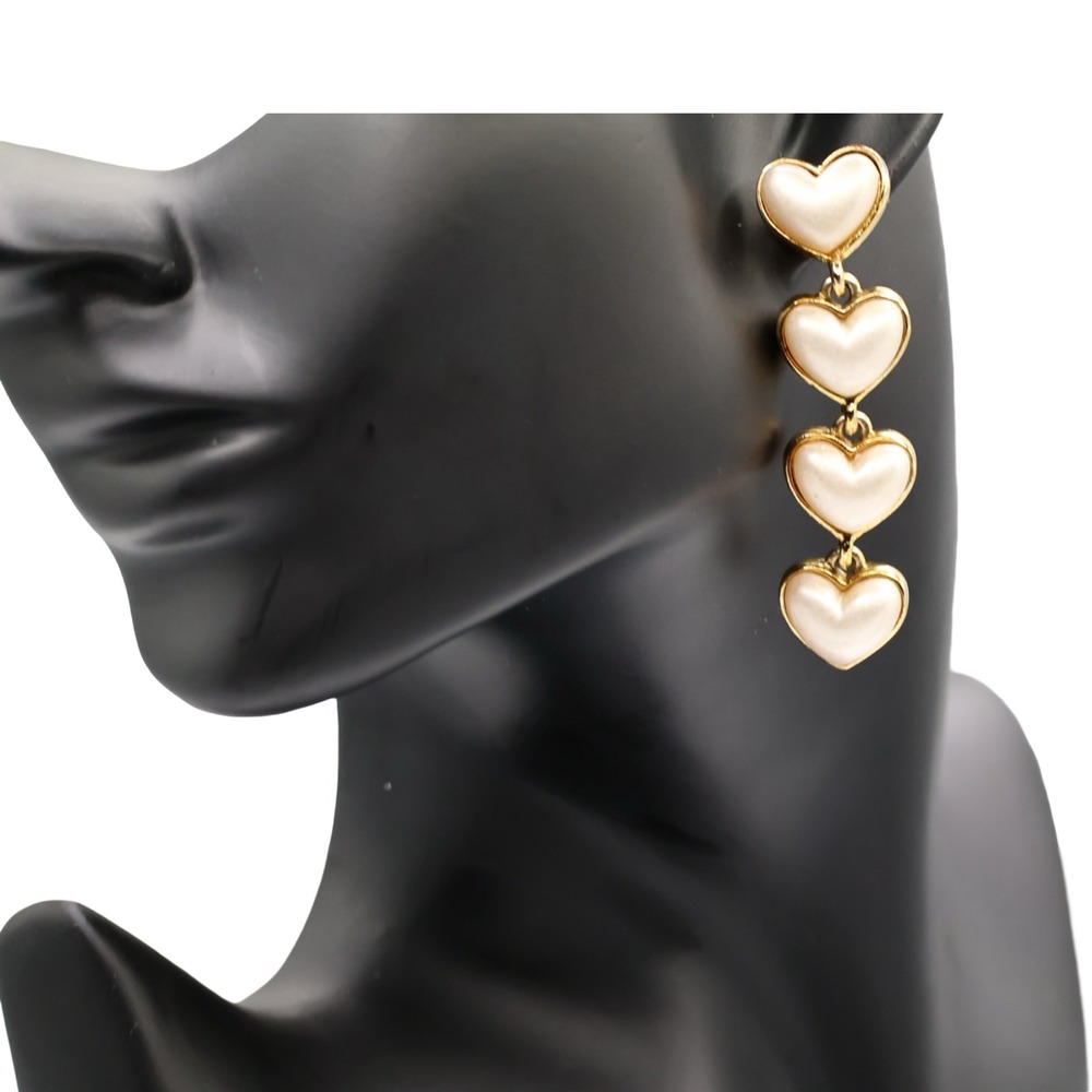 Oscar de la Renta Sweetheart Pearl Earrings Gold Tone Heart Drop Post Back - Picture 4 of 4